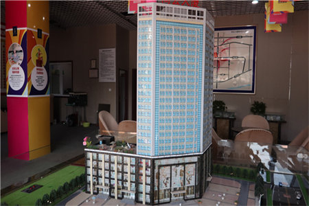 华都富林南区103平套三电梯房全明户型送附房